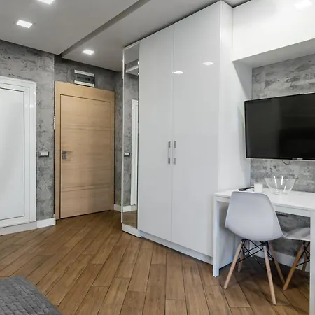 Luxury Studio Silver * Sofia